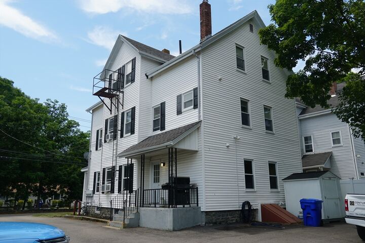Property Photo:  170 Middleboro Ave 3  MA 02718 