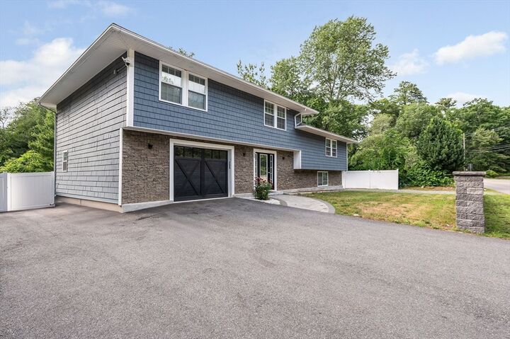 Property Photo:  230 North St  MA 01876 