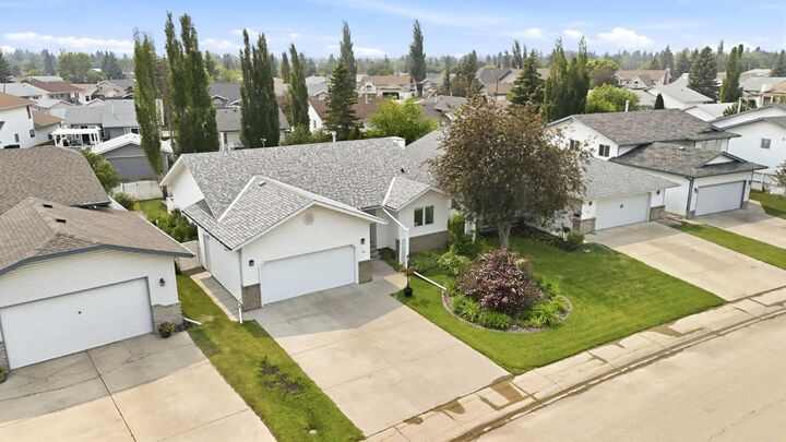 Property Photo: 19 Excell Street AB T4R 2N2
