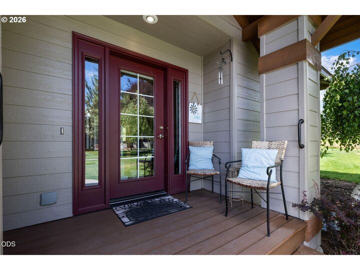 Property Photo:  8520 Golden Pheasant Ct  OR 97756 
