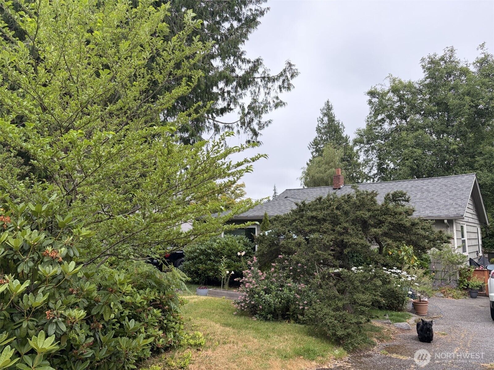 Property Photo:  18915  84th Avenue W  WA 98026 