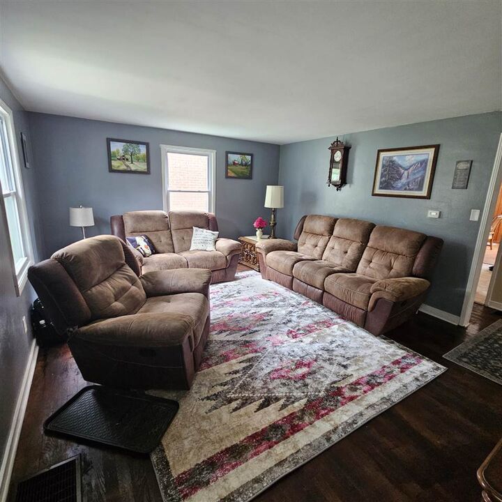 Property Photo:  919 NW C Street  IN 47374 