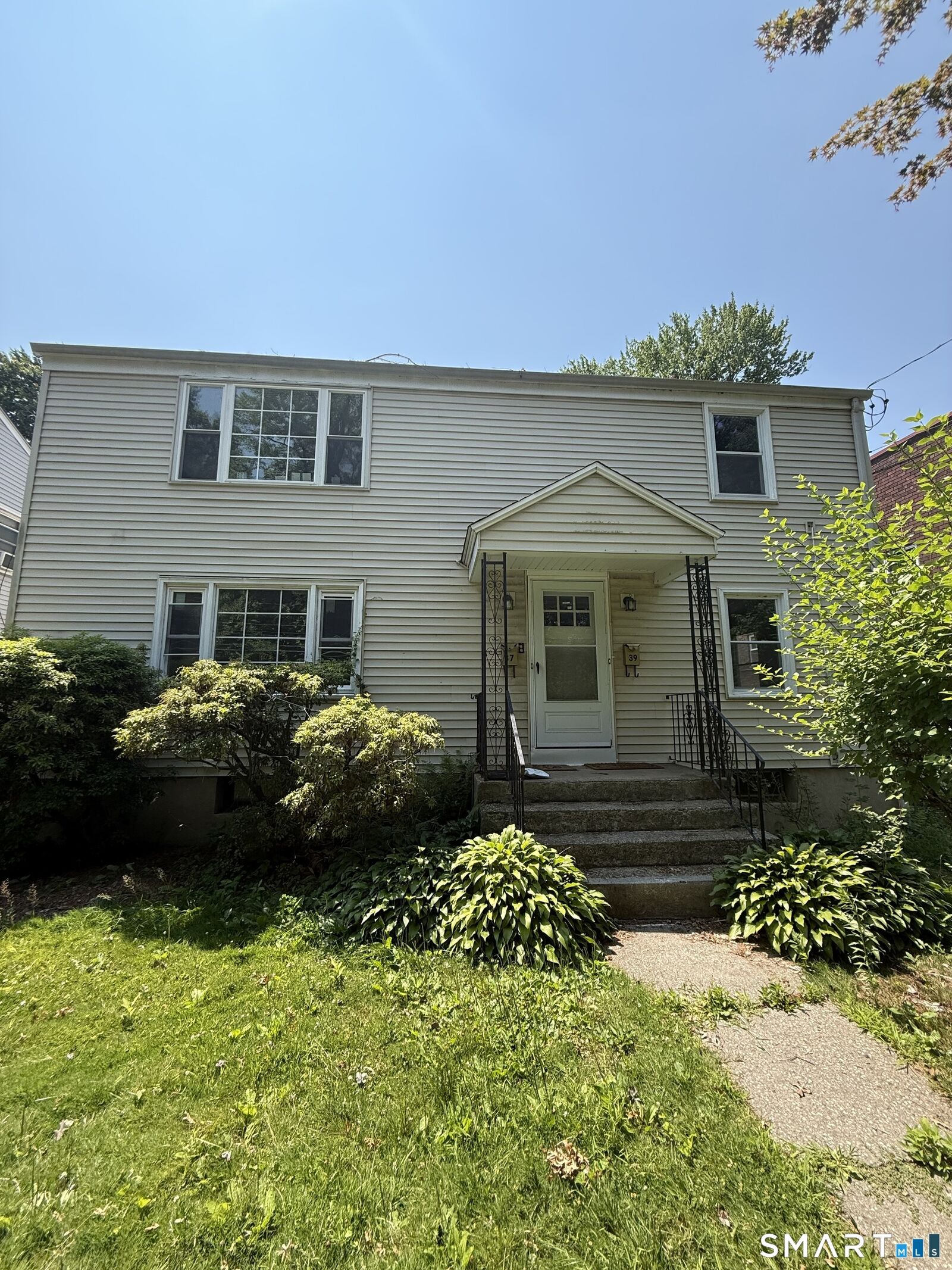 Property Photo: 37 Caya Avenue CT 06110