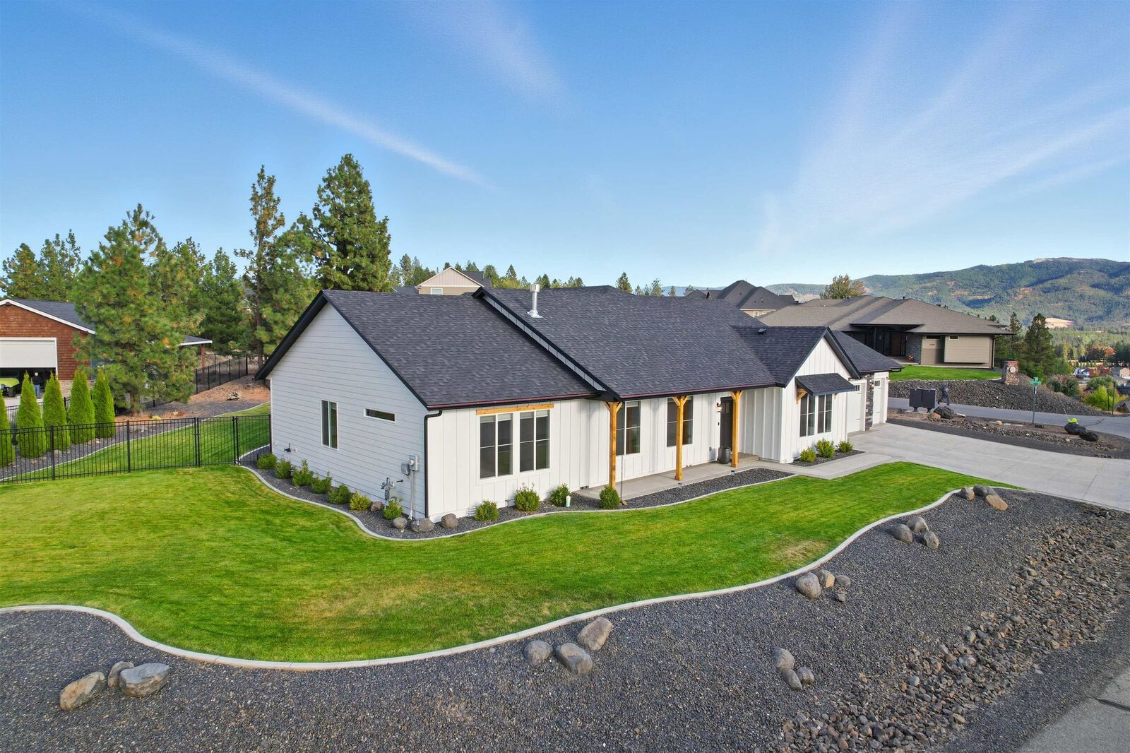 Property Photo: 2539 S Man O War Ln WA 99037
