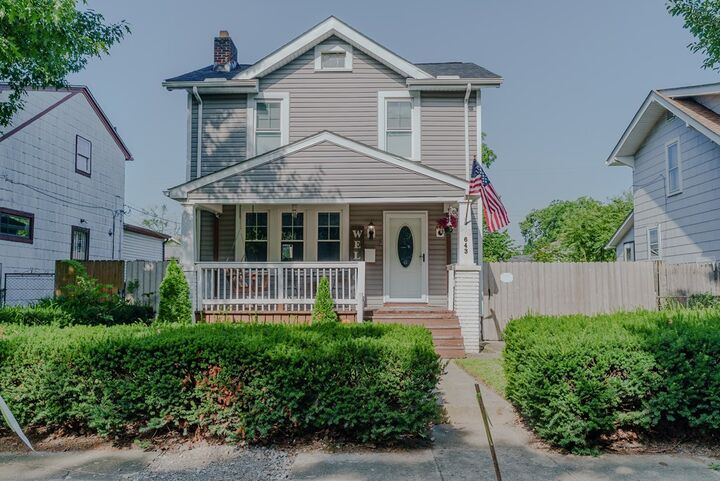 Property Photo: 643 South Wayne Avenue OH 43204