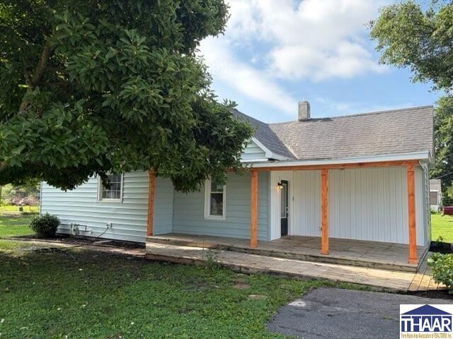 Property Photo:  304 S 6th Street  IN 47885 