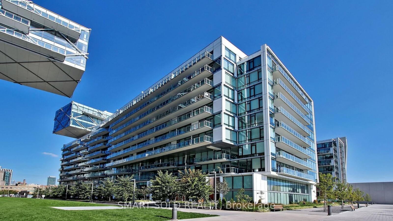 Property Photo: 39 Queens Quay E 436 ON M5E 0A5