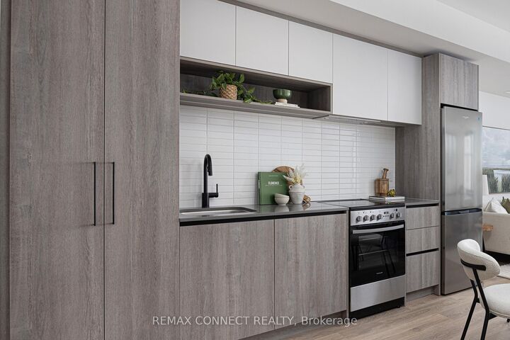 181 Sterling Road 1107 — photo 1