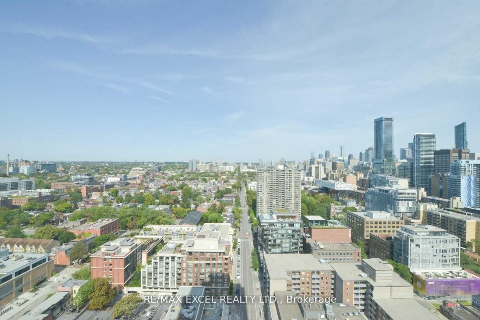 Property Photo:  318 Richmond Street W 2502  ON M5V 1X2 