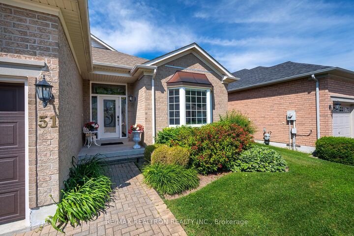 Property Photo: 51 Bobby Locke Lane ON L4A 1R4