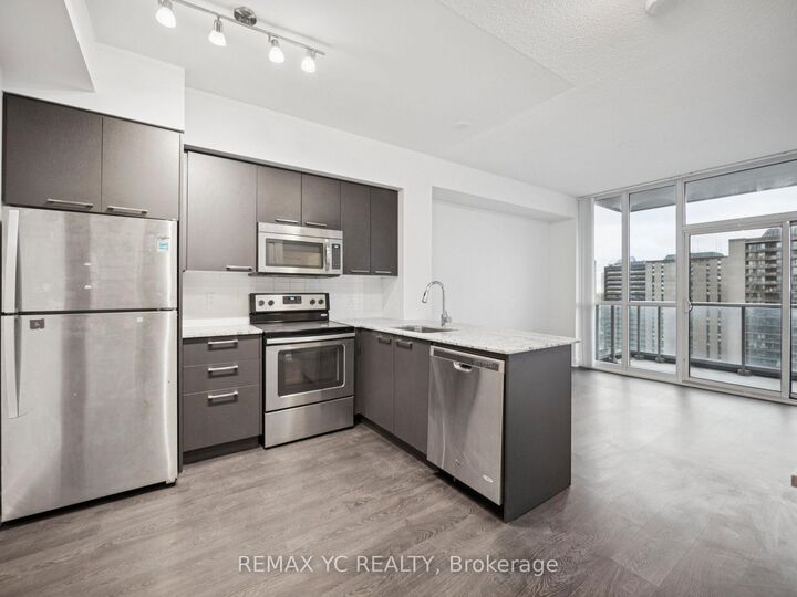 Photo de la propriété:  88 Sheppard Avenue E 2305  ON M2N 0G9 
