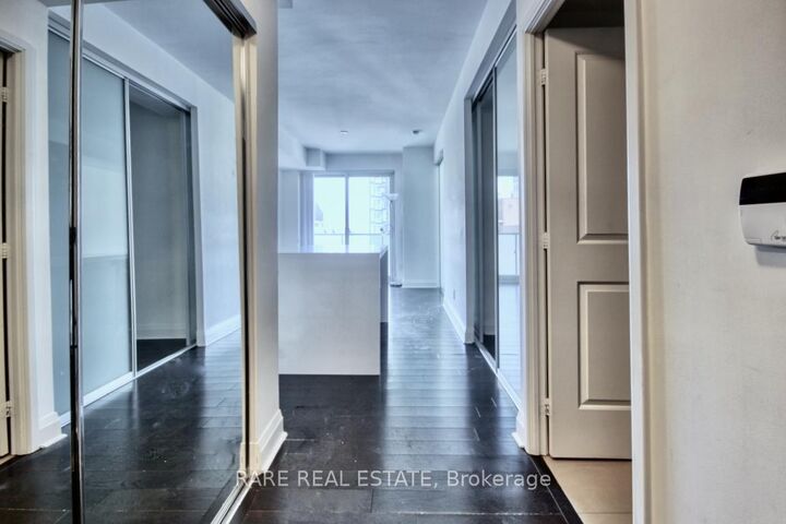 Photo de la propriété:  1080 Bay Street 1909  ON M5S 0A6 