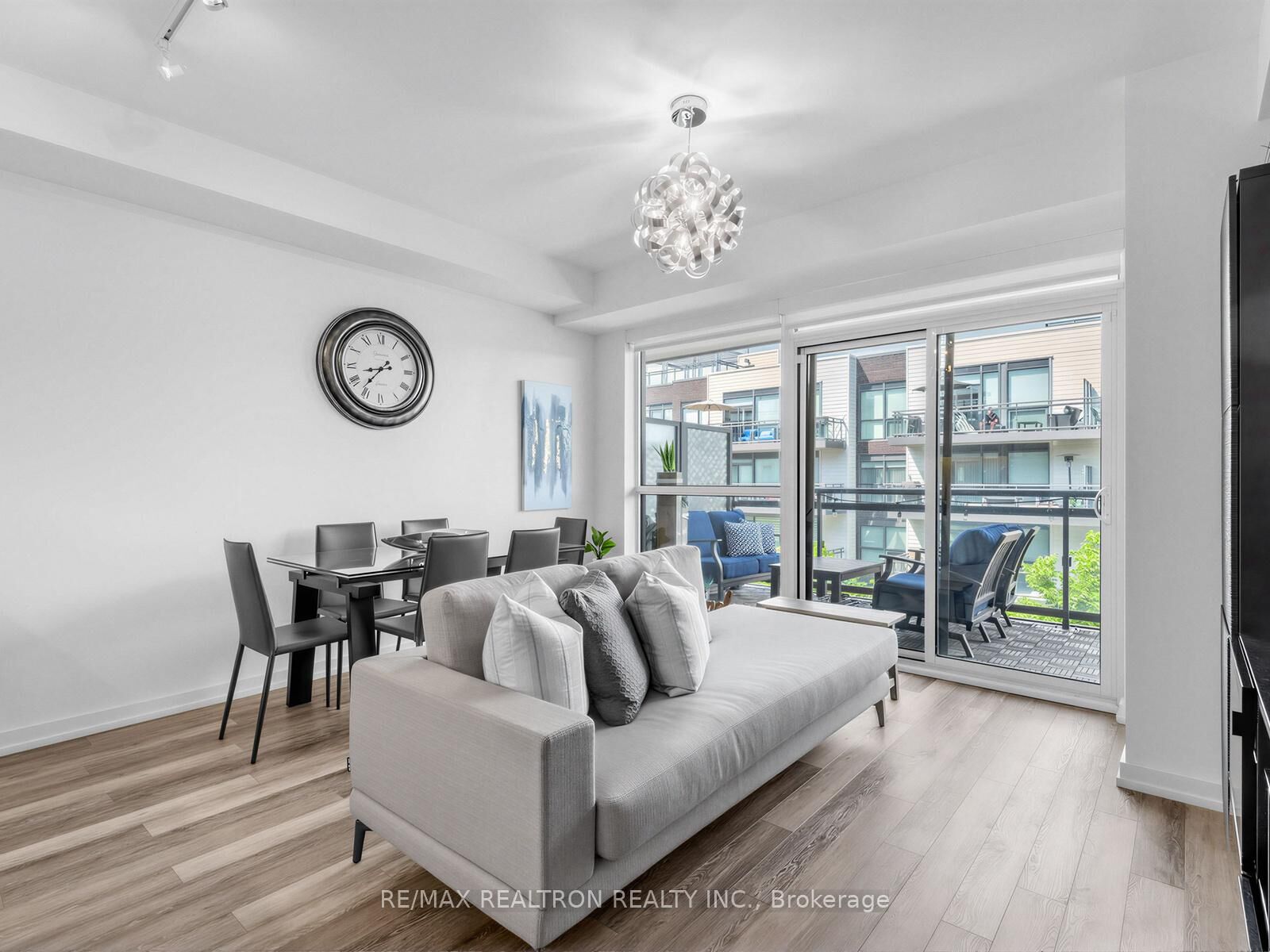 Photo de la propriété: 241 Sea Ray Avenue A311 ON L9S 0L9