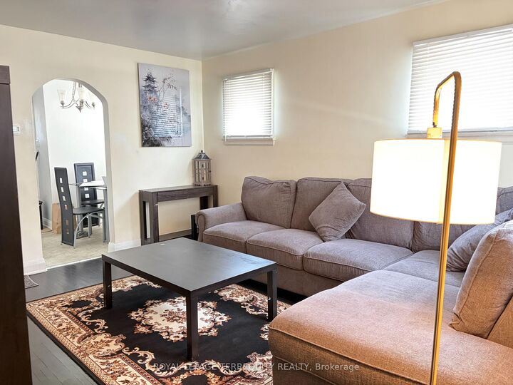 Property Photo:  1181 Florence Street  ON N5W 2N2 