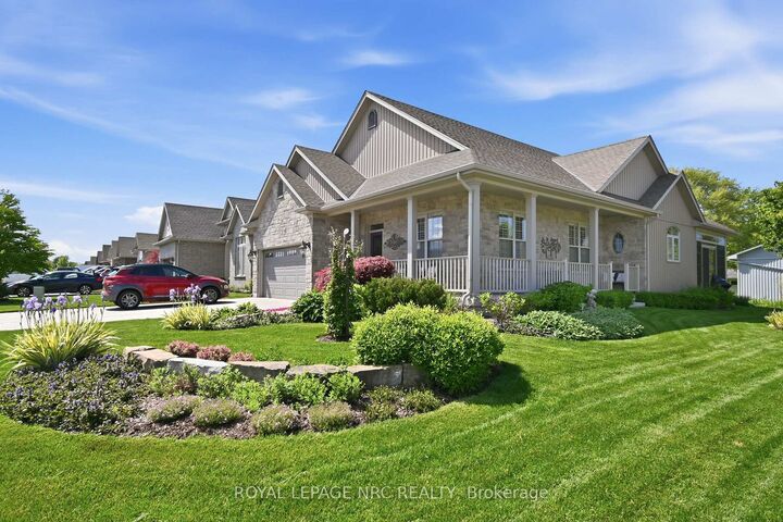 3930 Village Creek Drive — photo 1