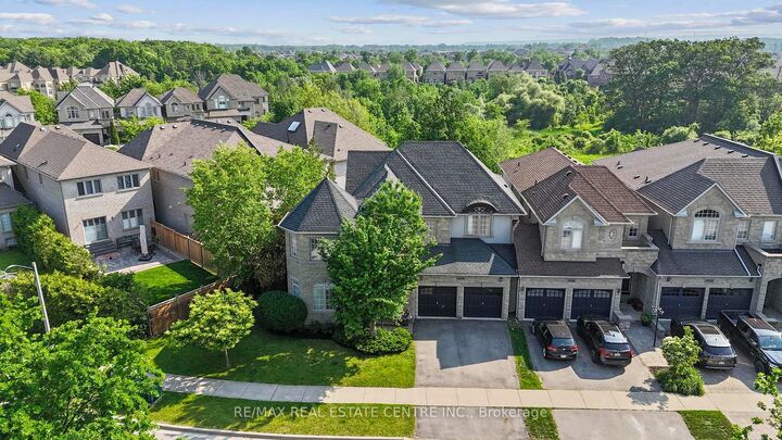 Property Photo:  2454 Springforest Drive  ON L6M 0A1 