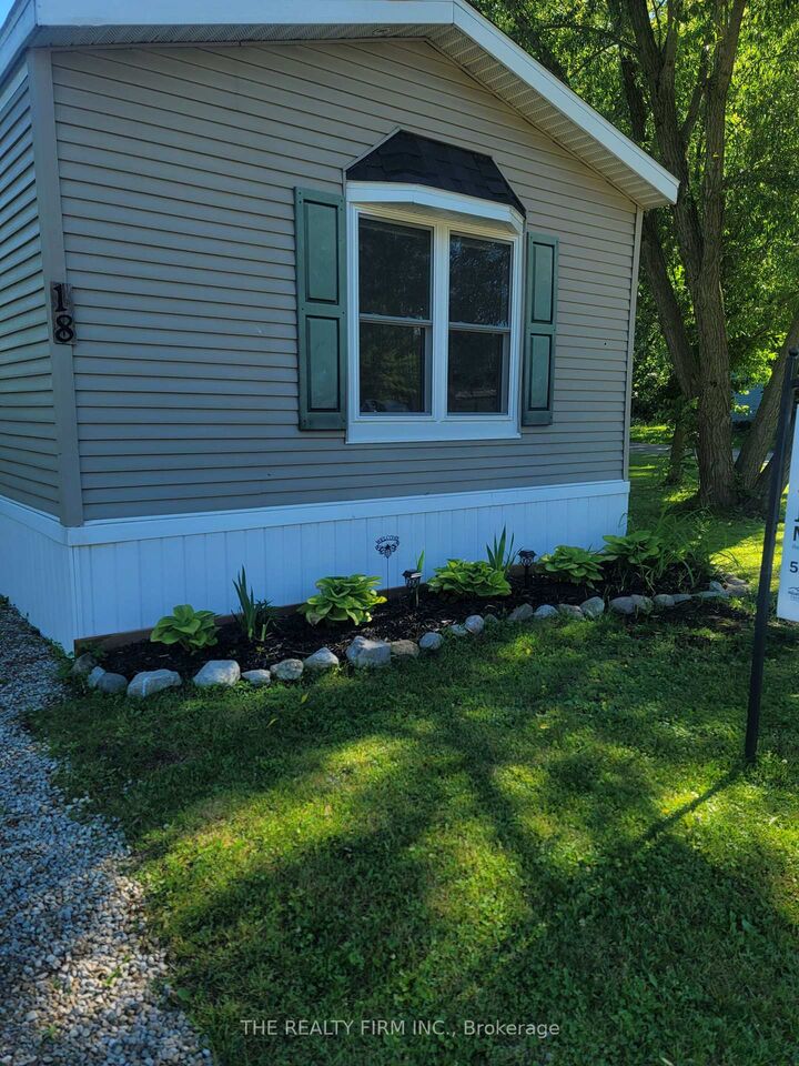 75049 Hensall Road 18 — photo 1