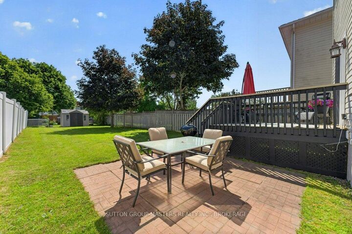 Property Photo:  33 Clifford Street  ON K7N 1Y6 