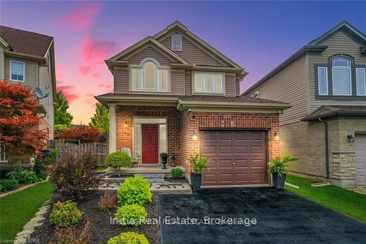 Property Photo: 940 Mapleridge Street ON N6H 0A6