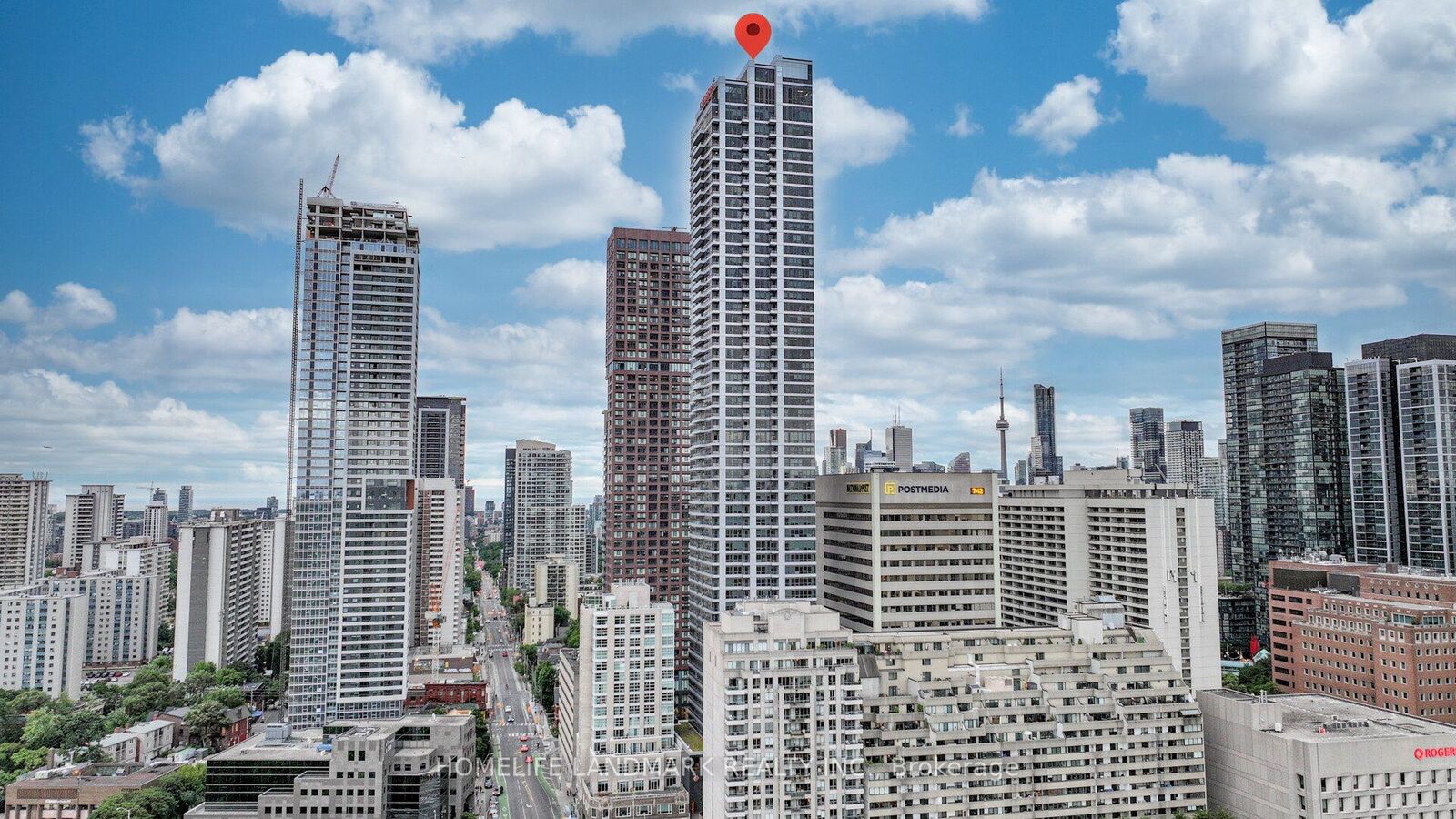 Property Photo: 395 Bloor Street E 5502 ON M4W 1H7