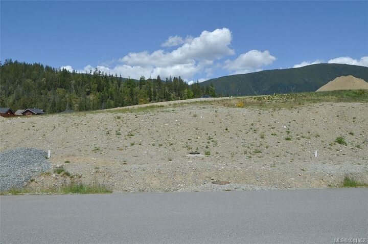 Property Photo: Sl 9 Lakefront Rise BC V0R 2G1