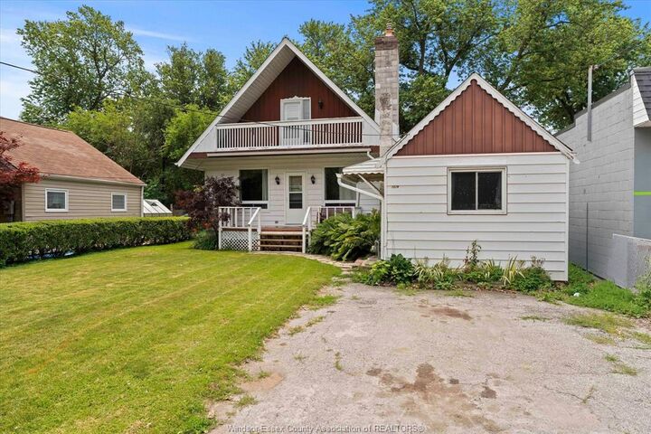 Property Photo: 702 Notre Dame Street ON N8L 1K8