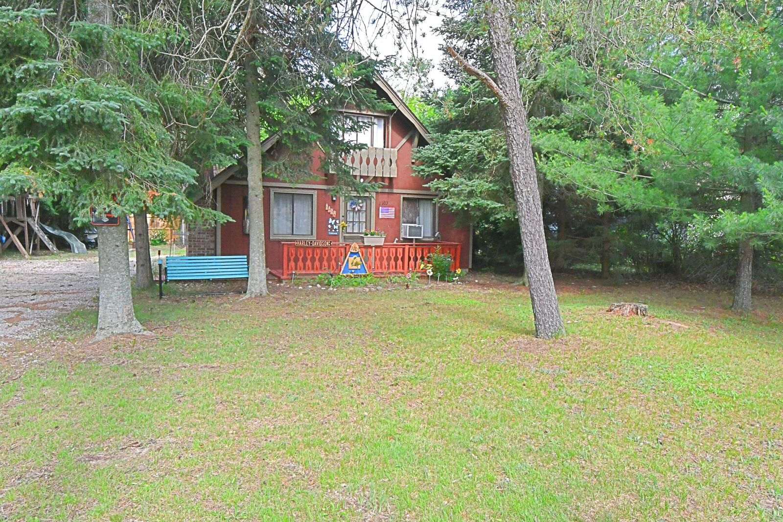 Property Photo:  1103 Tanglewood Drive  MI 48656 