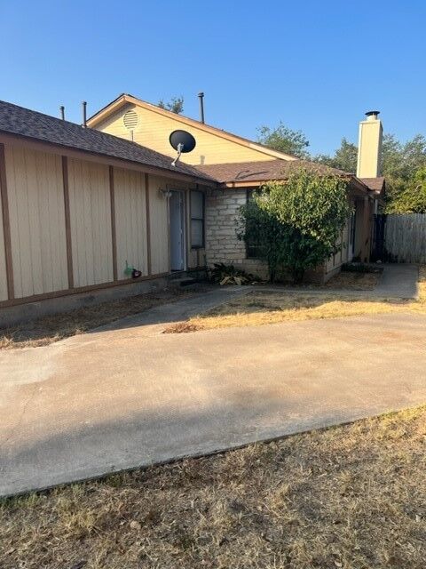 Property Photo:  112 Verna Spur A  TX 78628 