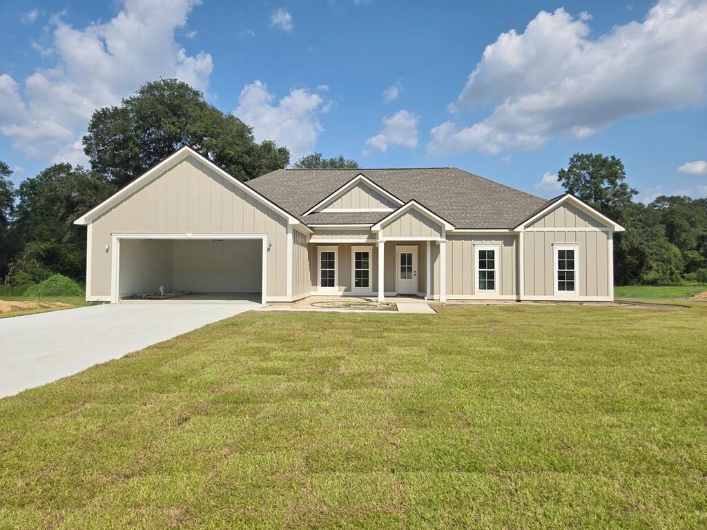 Property Photo:  121 Fawns Rest Court  GA 31763 