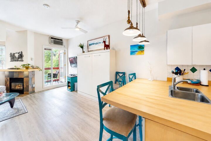 Property Photo: 4368 Main Street 303 BC V8E 1B6