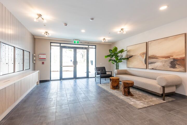 Property Photo: 33920 Best Avenue 112 BC V2V 0L9