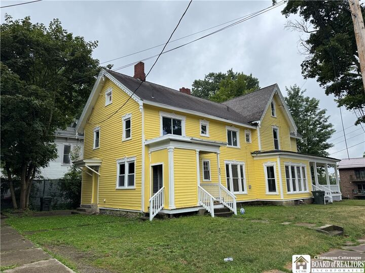 Property Photo:  54 Lakeview Avenue  NY 14701 