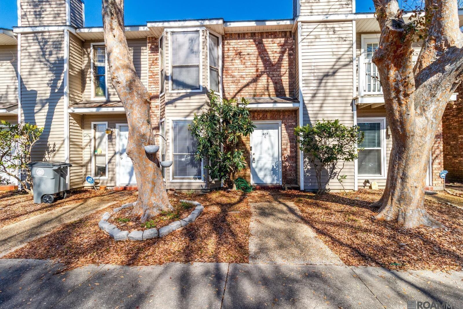 Property Photo: 827 E Boyd Dr #C LA 70808