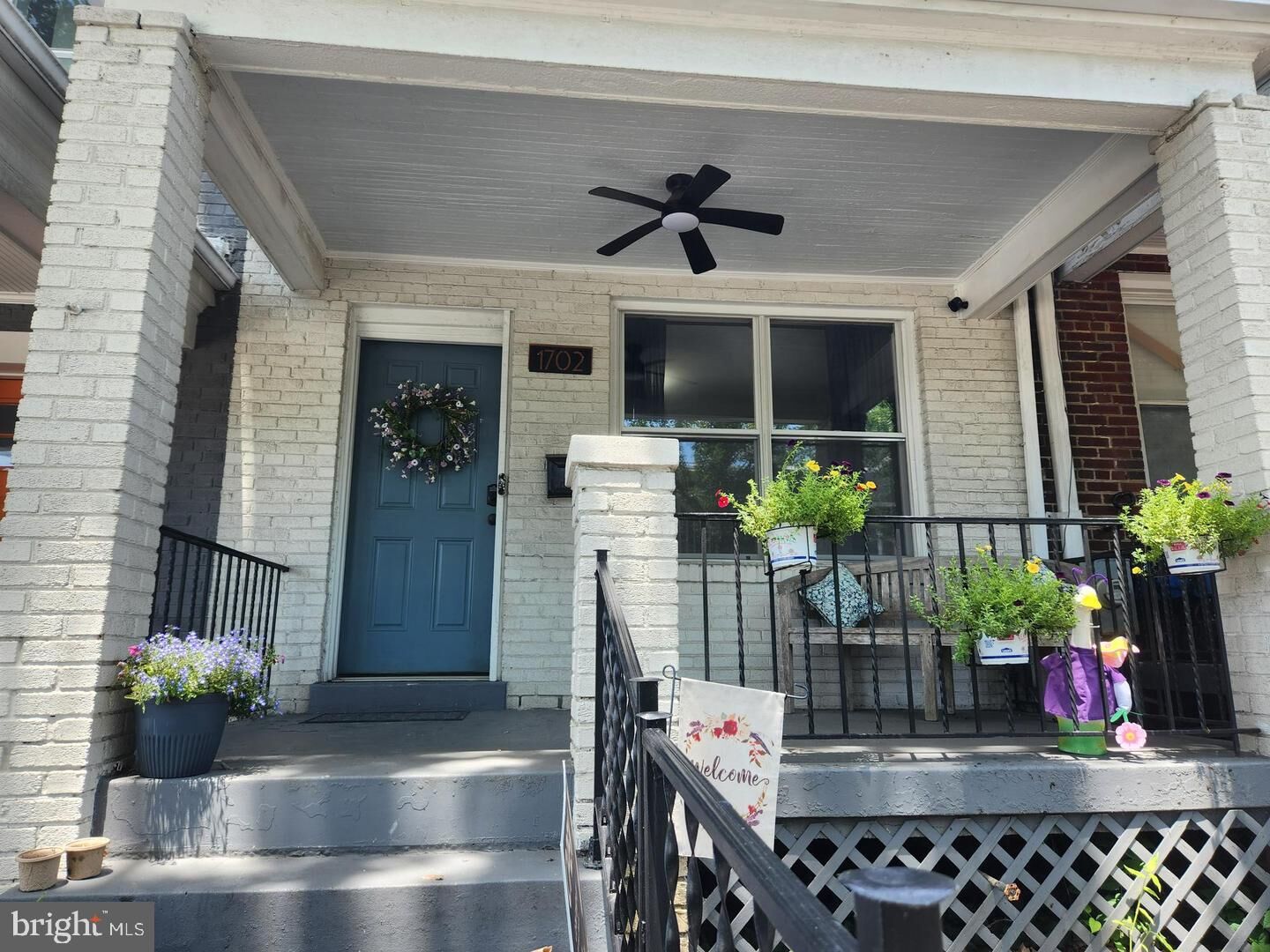 Property Photo:  1702 Lang Place NE  DC 20002 