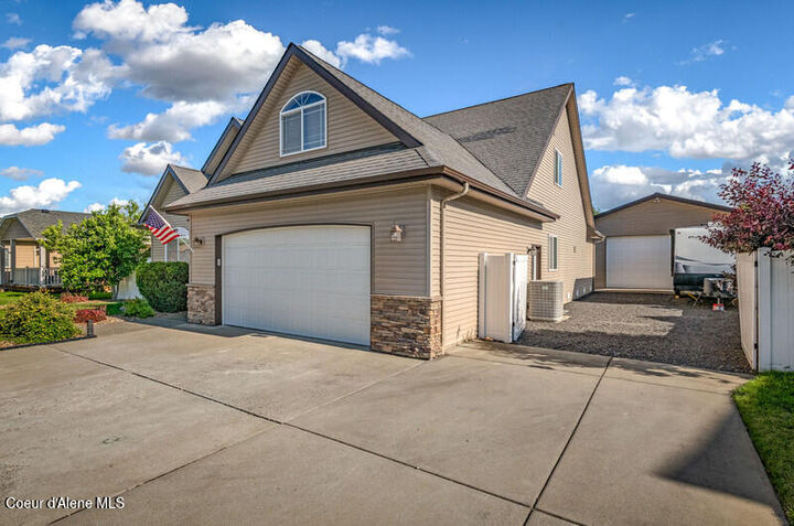 Property Photo:  2518 W Berkley Ln  ID 83835 