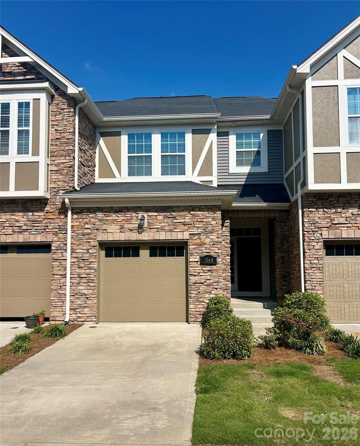 Property Photo: 1044 Archibald Avenue SC 29708