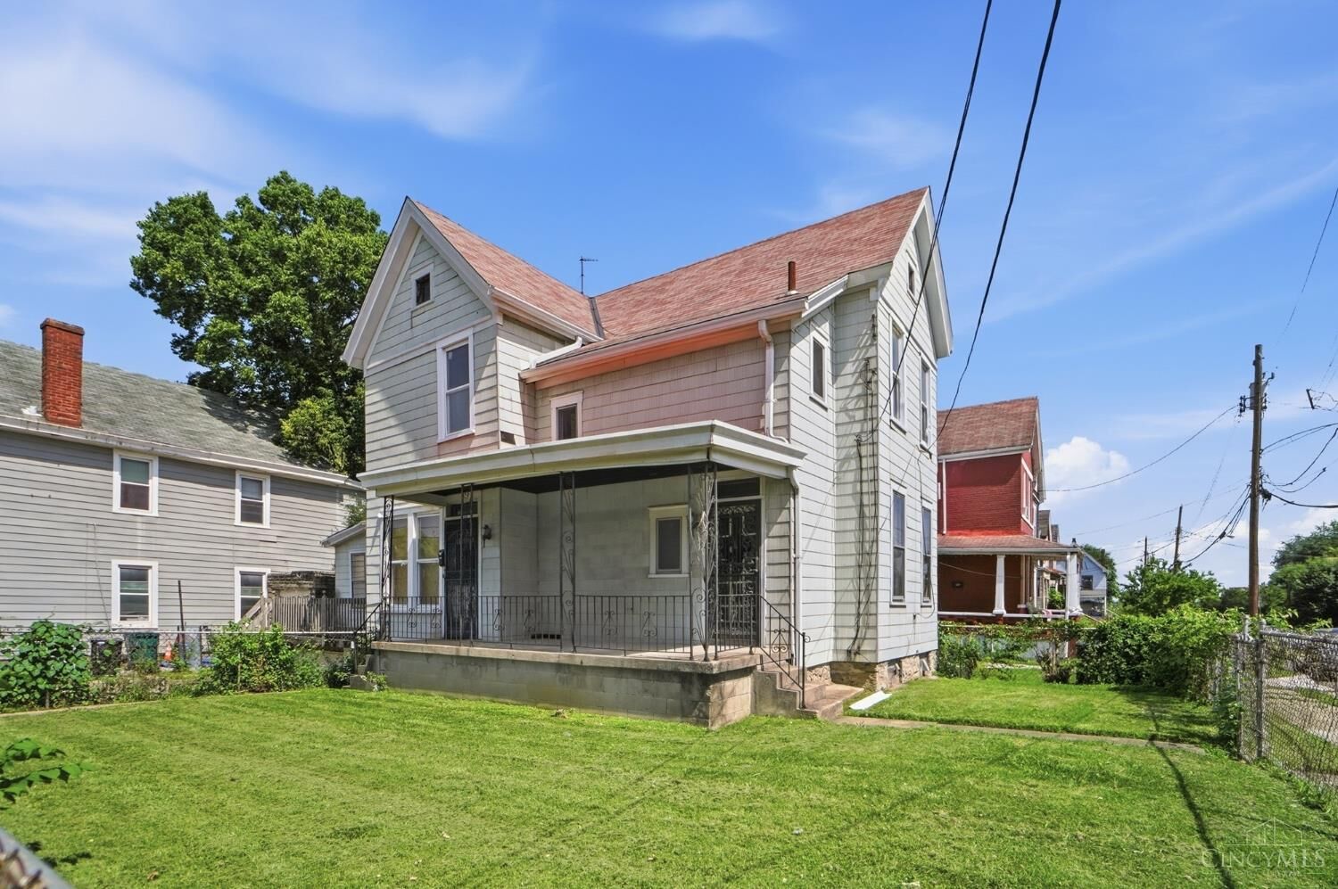 Property Photo: 1626 Brewster Avenue OH 45207