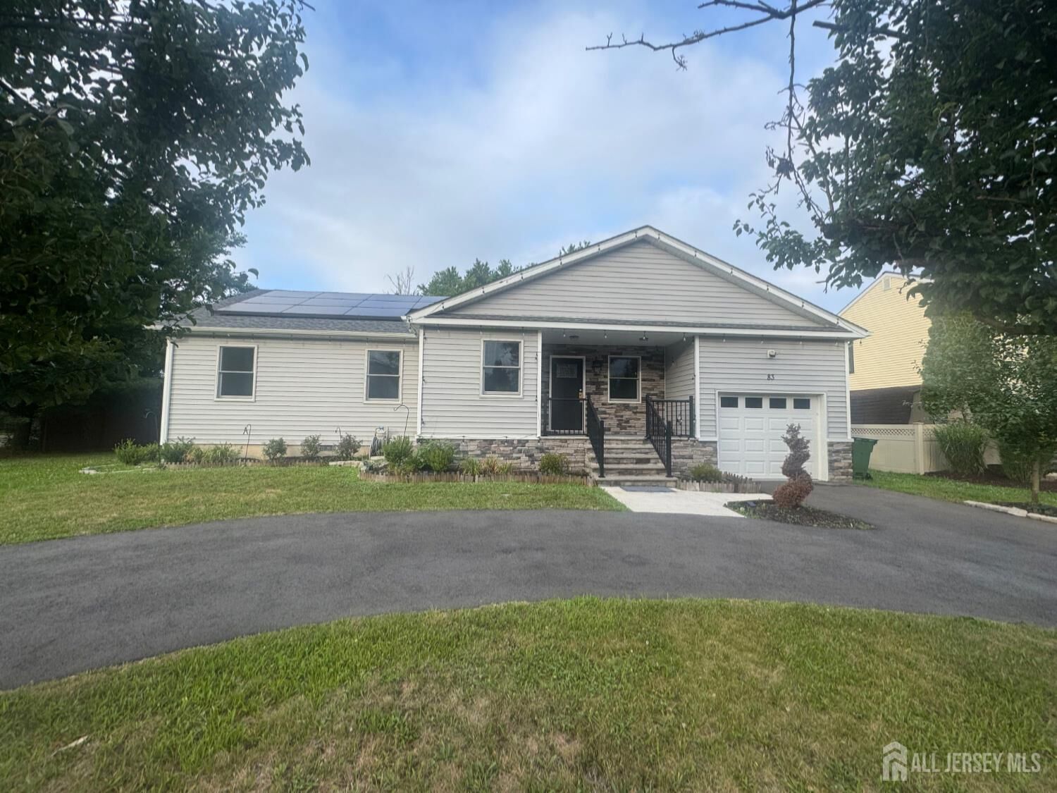 Property Photo:  83 Sagamore Avenue  NJ 08820 