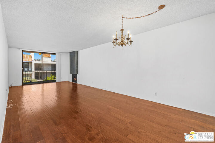 Property Photo: 1401 Valley View Rd CA 91202
