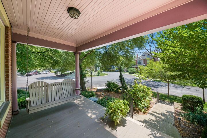 Property Photo:  406 W 6th Avenue  OH 43201 