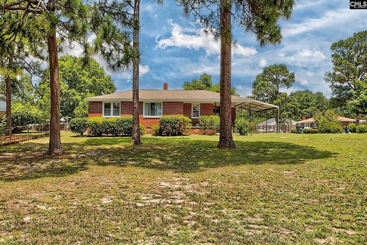 Property Photo:  424 Bel-Air  SC 29170 