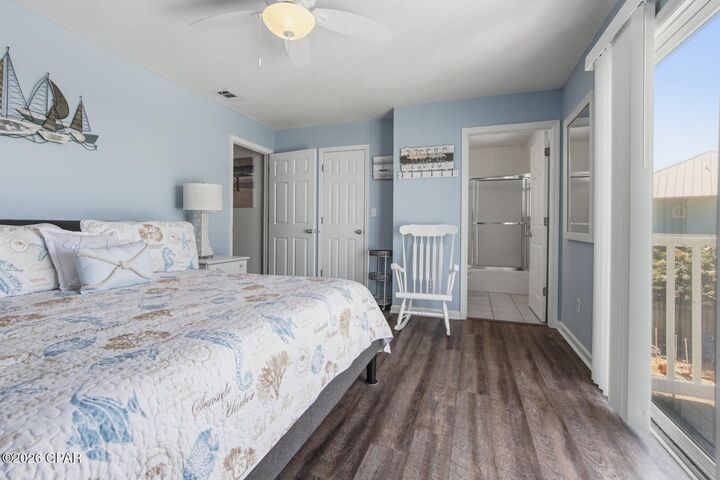 Property Photo:  208 Le Grand Drive  FL 32413 