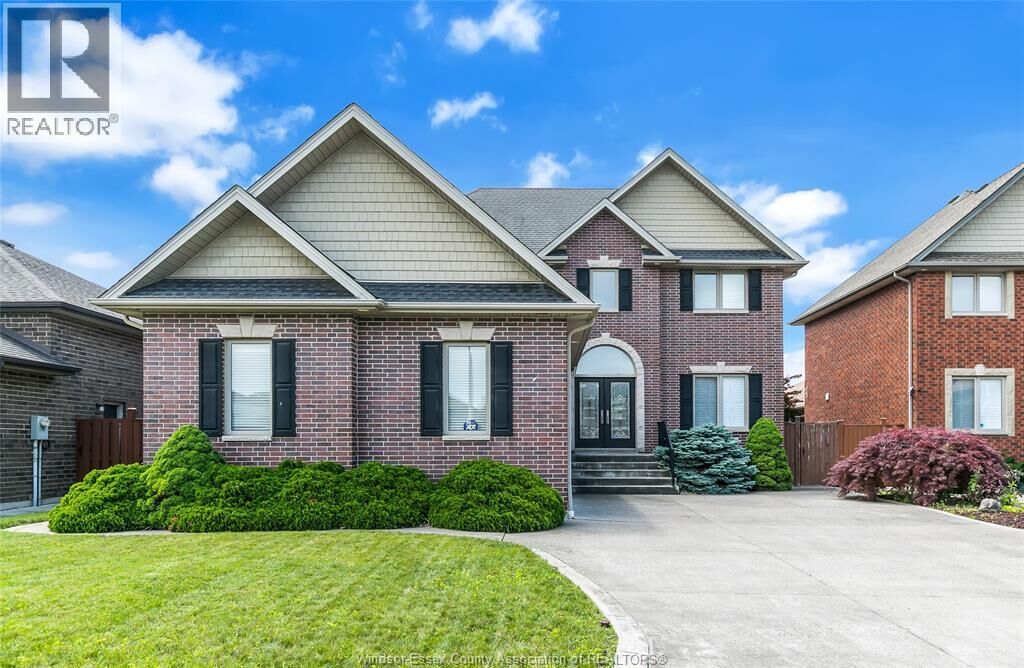 Property Photo:  2259 St. Patrick's  ON N9B 3Y4 