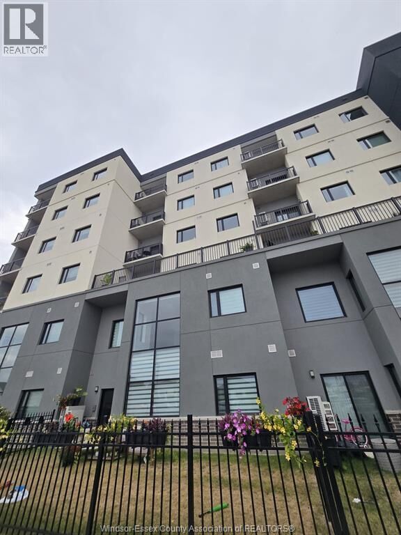 Property Photo:  4400 Laurier Parkway 530  ON N9H 0P9 