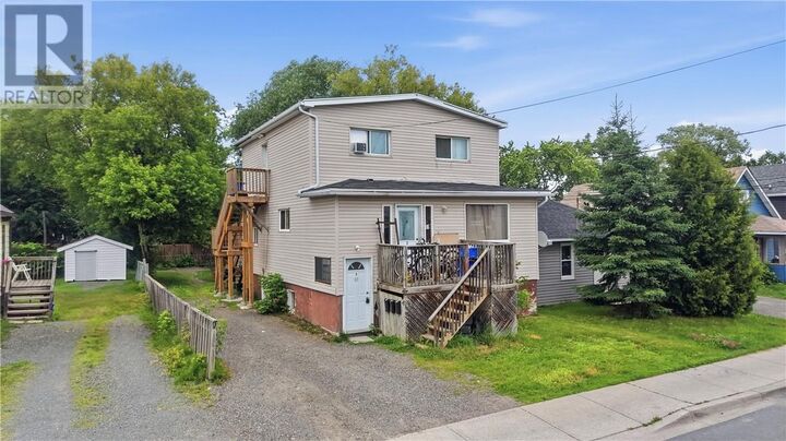Property Photo:  166 King Street  ON P3C 2V8 
