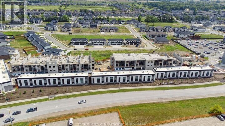 Property Photo: 4300 Laurier Parkway 222 ON N9H 0R1