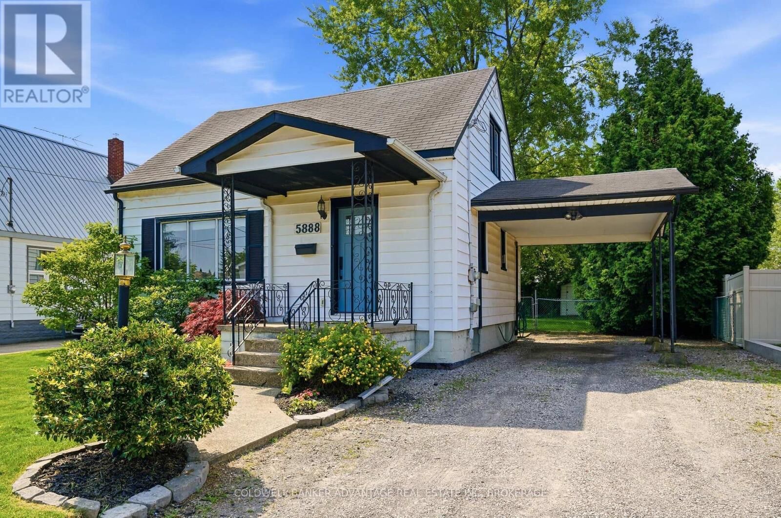 Property Photo: 5888 Keith Street ON L2J 1J9