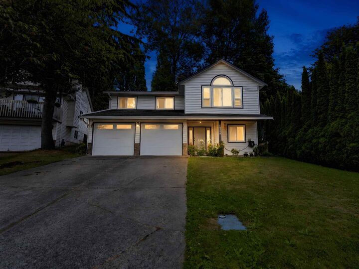 Property Photo: 10258 Sheaves Court BC V4C 8C9