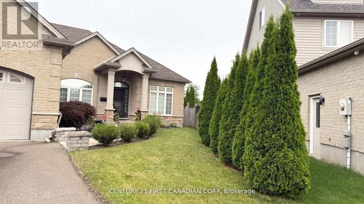 Property Photo:  1924 Foxwood Avenue  ON N6G 0C5 