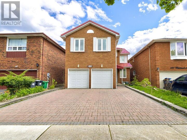 Property Photo: 103 Whitchurch Mews ON L5A 4B2
